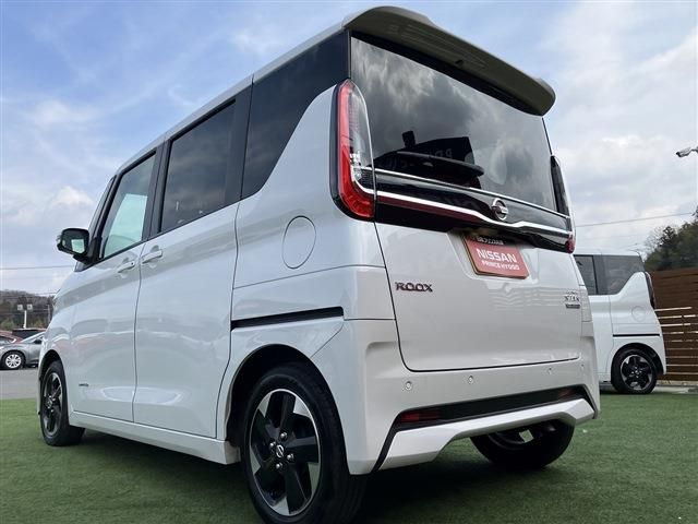 NISSAN ROOX 2023 Image 31