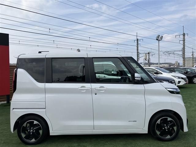 NISSAN ROOX 2023 Image 31