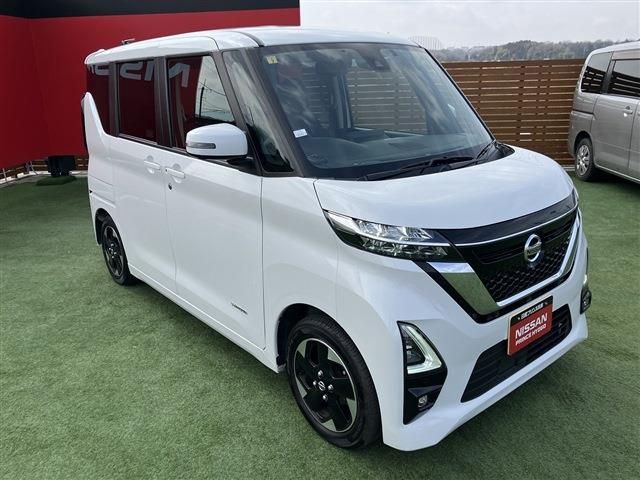 NISSAN ROOX 2023 Image 31