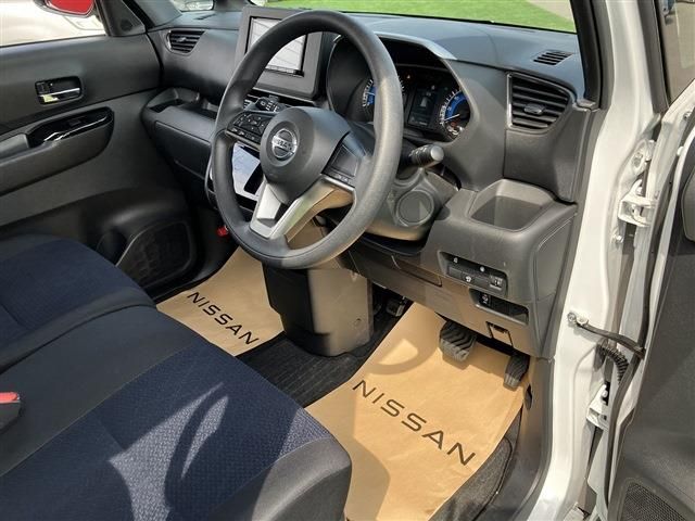 NISSAN ROOX 2023 Image 31