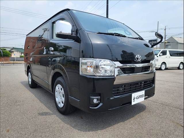 TOYOTA HIACE VAN 2WD 2022 Image 31