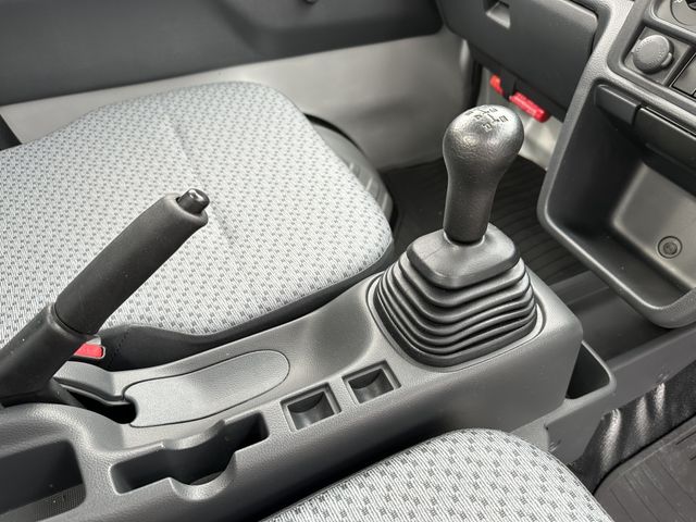 NISSAN NT100 CLIPPER 2021 Image 31