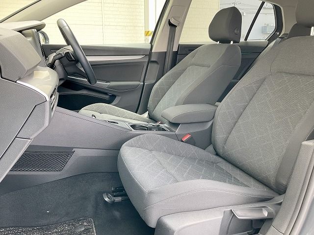 VOLKSWAGEN GOLF 2022 Image 31