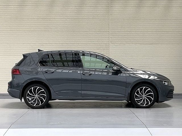 VOLKSWAGEN GOLF 2022 Image 31