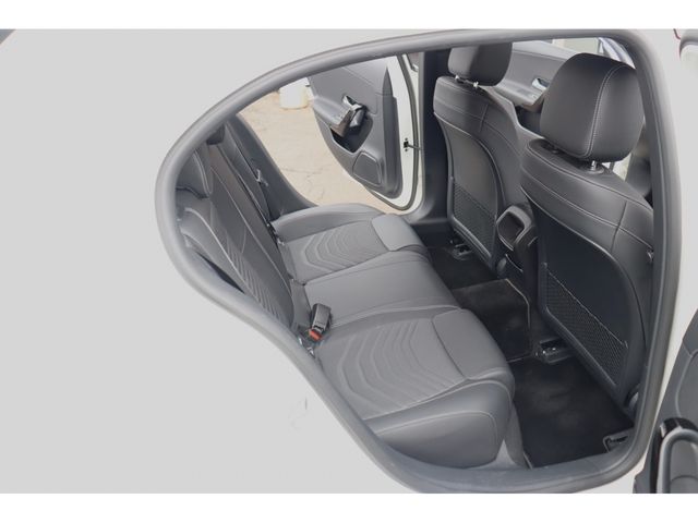 MERCEDES BENZ A CLAS 2019 Image 31