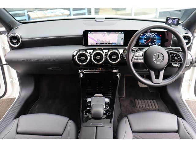 MERCEDES BENZ A CLAS 2019 Image 31