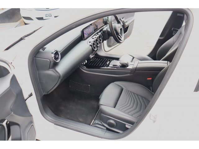 MERCEDES BENZ A CLAS 2019 Image 31