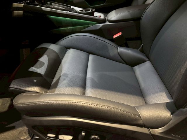 PORSCHE 911 2025 Image 31