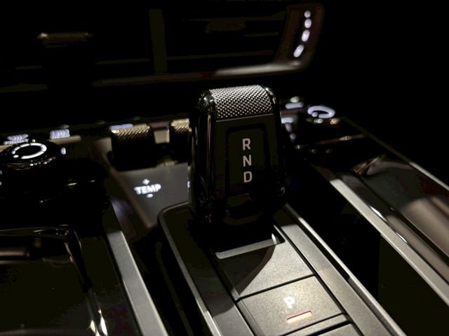 PORSCHE 911 2025 Image 31