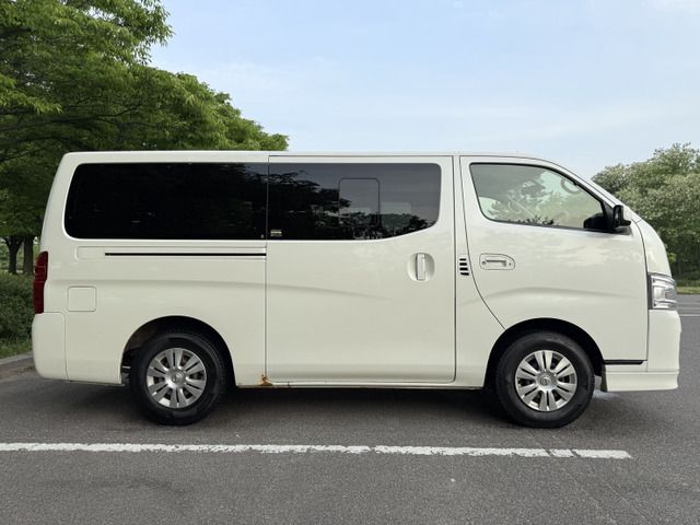 NISSAN NV350 CARAVAN 4WD 2013 Image 31