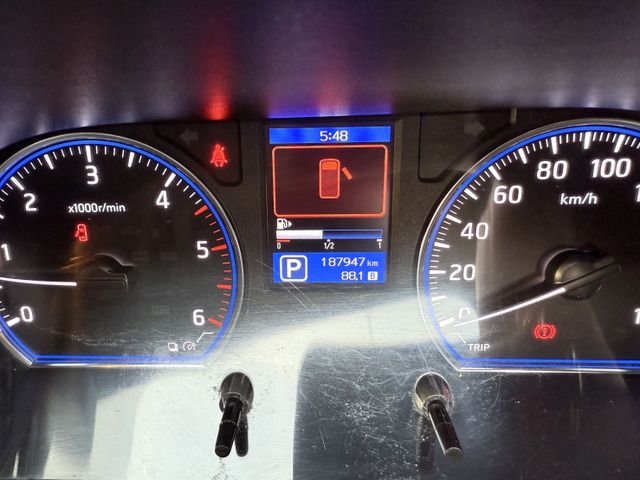 NISSAN NV350 CARAVAN 4WD 2013 Image 31