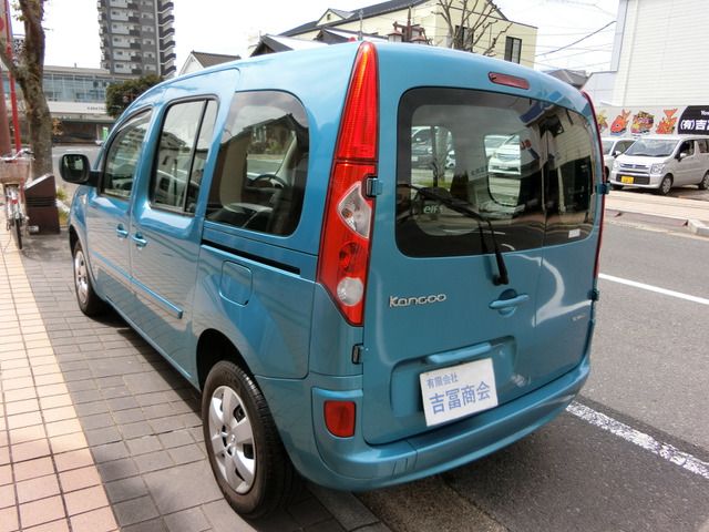 RENAULT KANGOO 2010 Image 31