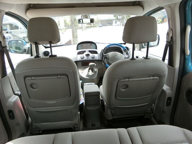 RENAULT KANGOO 2010 Image 31