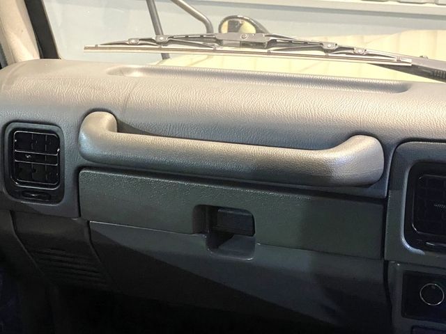 TOYOTA LANDCRUISER PRADO 1995 Image 31