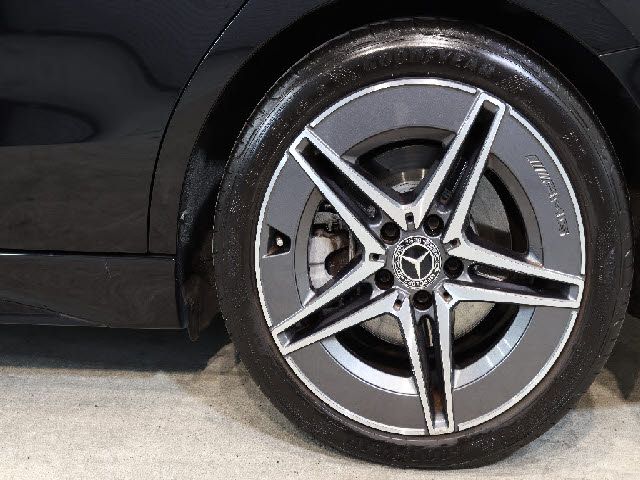 MERCEDES BENZ C CLAS 2022 Image 31
