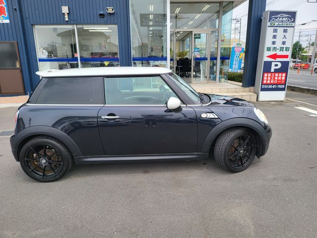 BMW MINI COOPER S 2007 Image 31