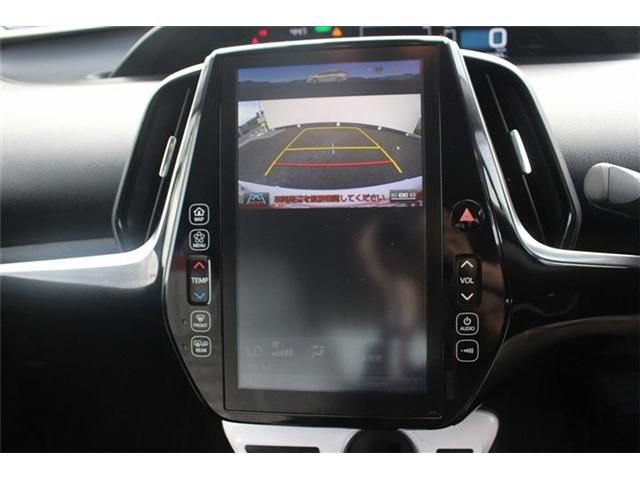 TOYOTA PRIUS PHV 2018 Image 31