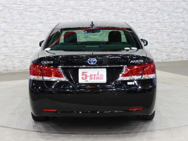 TOYOTA CROWN MAJESTA HYBRID 2015 Image 31