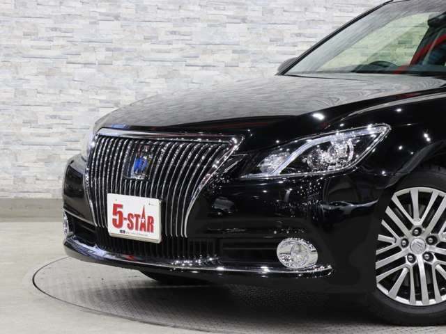 TOYOTA CROWN MAJESTA HYBRID 2015 Image 31