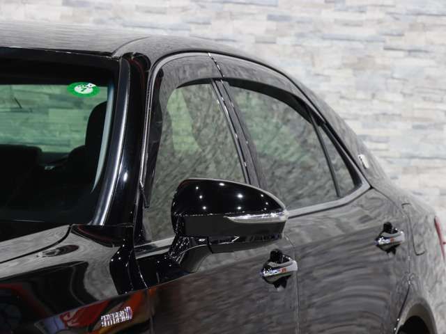 TOYOTA CROWN MAJESTA HYBRID 2015 Image 31