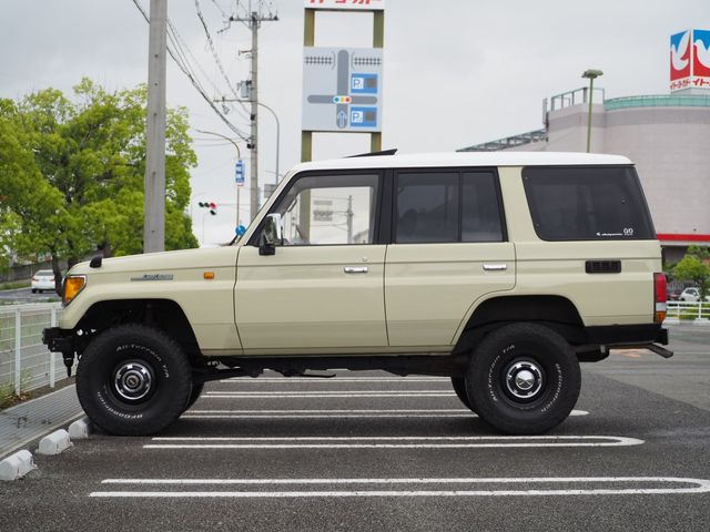 TOYOTA LANDCRUISER PRADO 1994 Image 31
