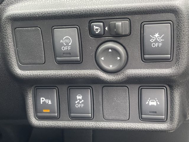 NISSAN NOTE 2018 Image 31