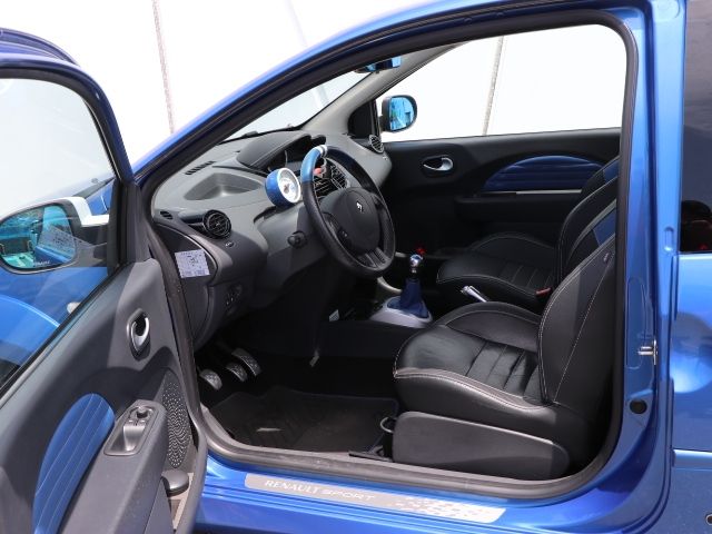 RENAULT TWINGO 2013 Image 31