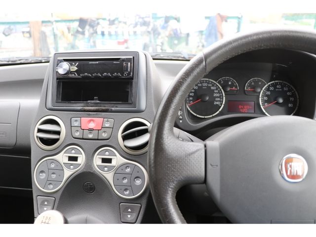 FIAT PANDA 2009 Image 31