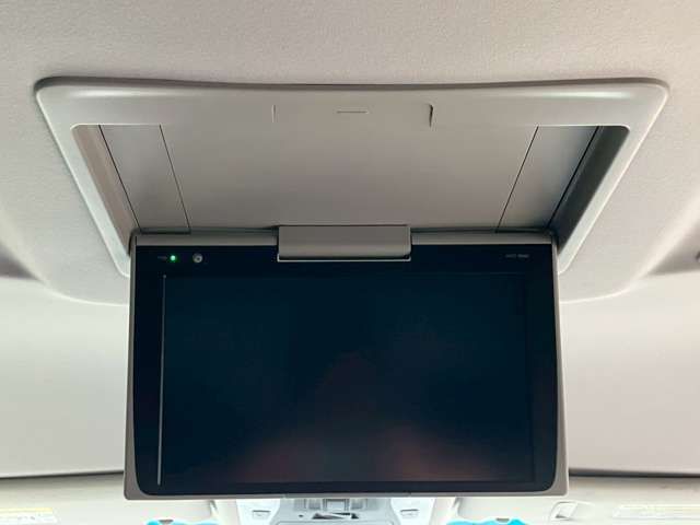 TOYOTA VELLFIRE 4WD 2017 Image 31