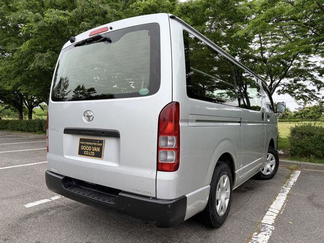 TOYOTA HIACE VAN 4WD 2013 Image 31