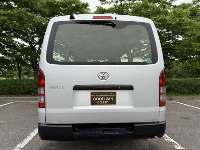 TOYOTA HIACE VAN 4WD 2013 Image 31