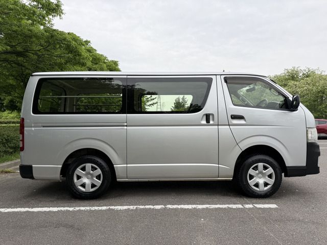 TOYOTA HIACE VAN 4WD 2013 Image 31
