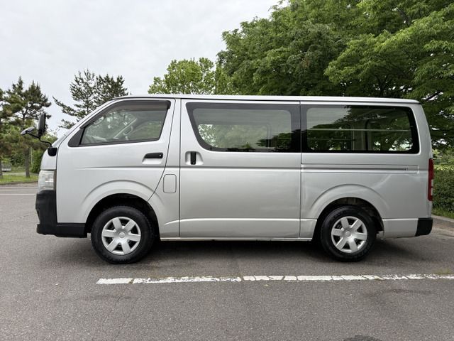 TOYOTA HIACE VAN 4WD 2013 Image 31