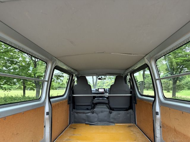 TOYOTA HIACE VAN 4WD 2013 Image 31