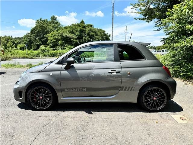 FIAT ABARTH 595 2022 Image 31