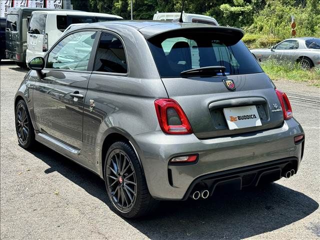 FIAT ABARTH 595 2022 Image 31