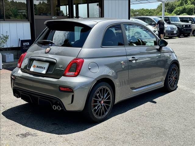FIAT ABARTH 595 2022 Image 31