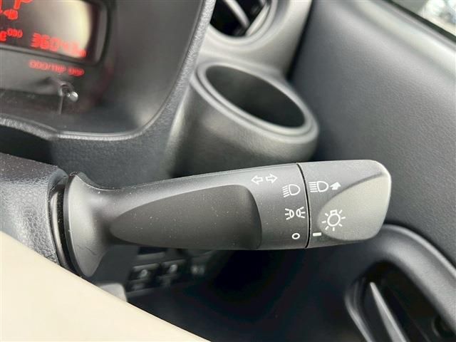 DAIHATSU MIRA TOCOT 2020 Image 31