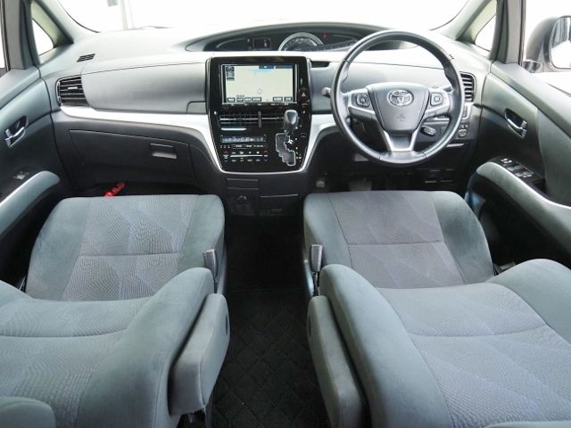 TOYOTA ESTIMA 2018 Image 31