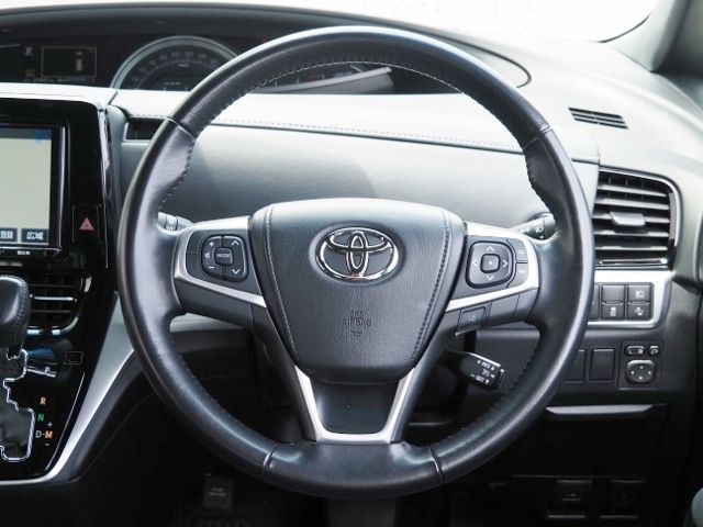 TOYOTA ESTIMA 2018 Image 31