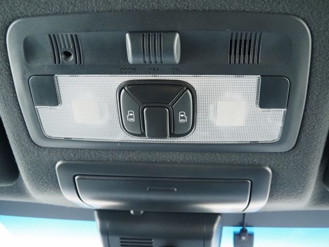 TOYOTA ESTIMA 2018 Image 31