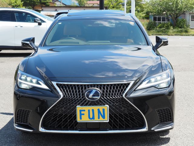 TOYOTA LEXUS LS500H 4WD 2022 Image 31