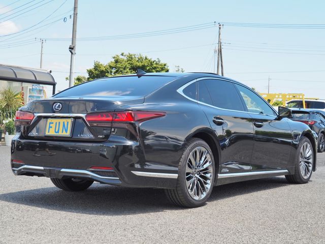 TOYOTA LEXUS LS500H 4WD 2022 Image 31