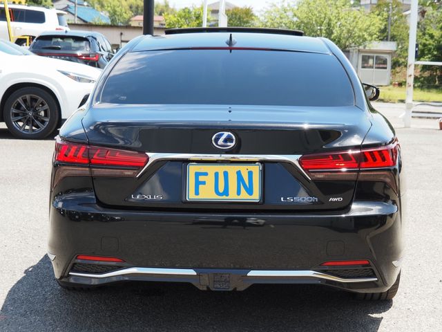 TOYOTA LEXUS LS500H 4WD 2022 Image 31