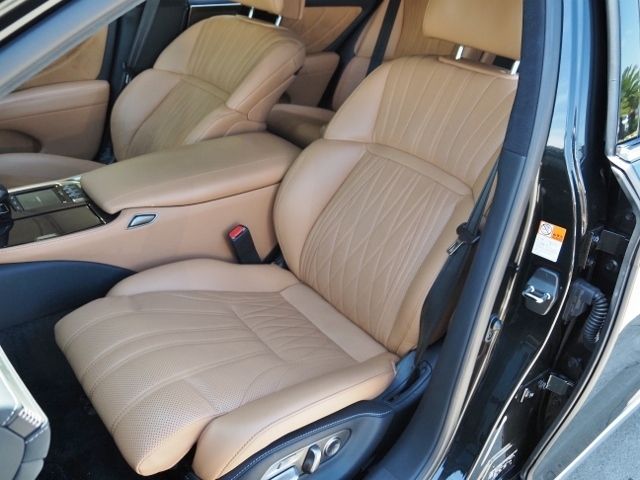 TOYOTA LEXUS LS500H 4WD 2022 Image 31