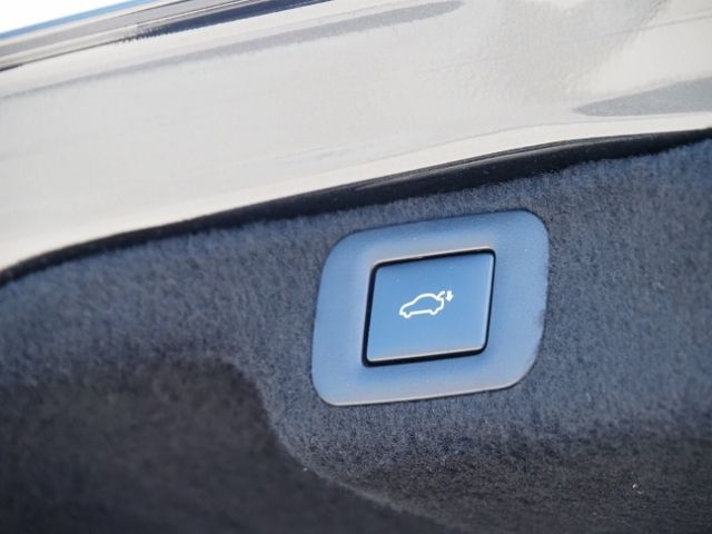 TOYOTA LEXUS LS500H 4WD 2022 Image 31