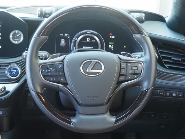 TOYOTA LEXUS LS500H 4WD 2022 Image 31