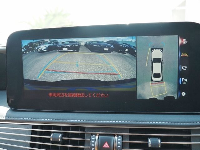 TOYOTA LEXUS LS500H 4WD 2022 Image 31