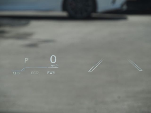 TOYOTA LEXUS LS500H 4WD 2022 Image 31