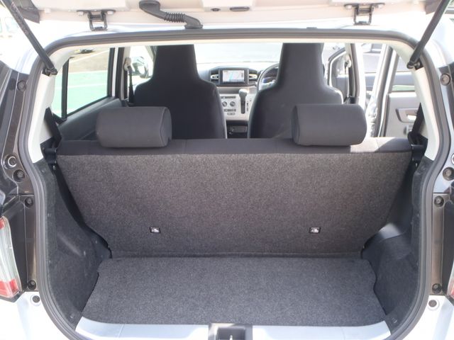 DAIHATSU MIRA E:S 2019 Image 31